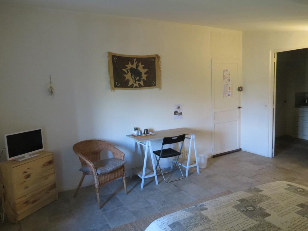 בוקר B&B Mas Les Lecques מראה חיצוני תמונה